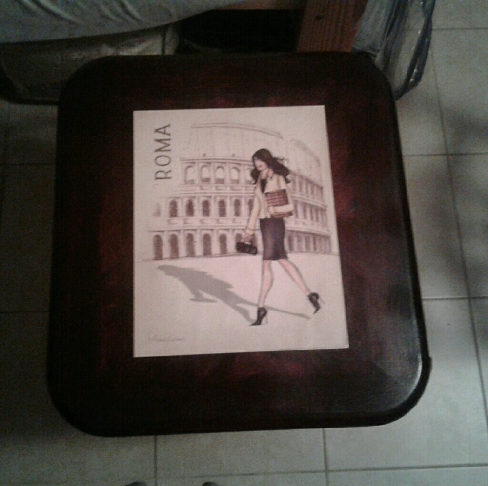 22x20x3, 19" tall side table